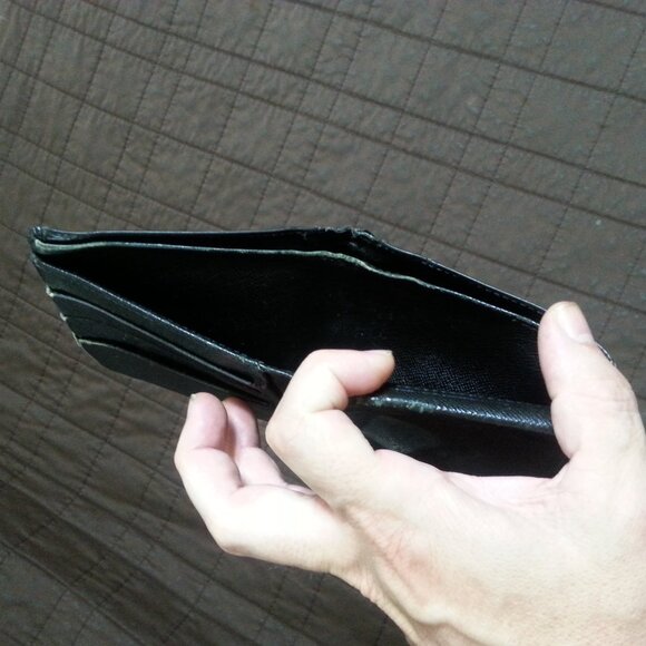 Vintage LV Louis Vuitton Epi Leather Wallet Bifold Unisex Women's Men's - Picture 4 of 14